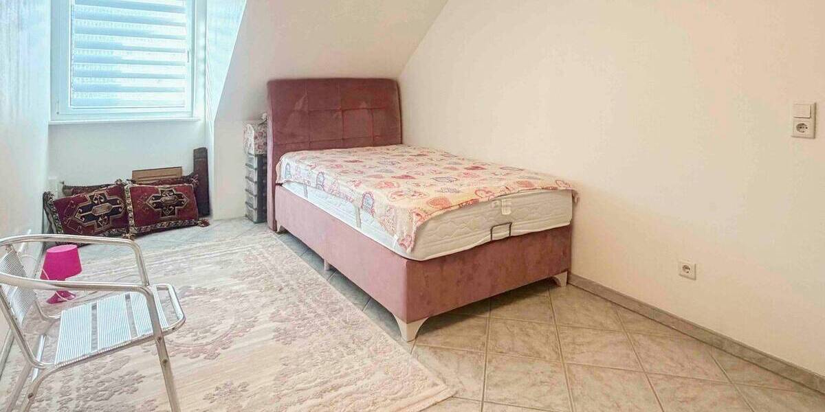 Einfamilienhaus Köln Blumenberg - 7 Zimmer, 665.000&euro; | Angebot:25999311