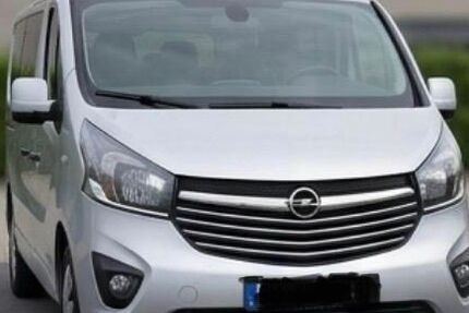 Opel Vivaro 197.000 km 13.999 &euro; Köln 51147