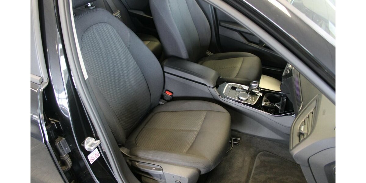 BMW 118 118i Aut.Advantage - Navi - LED -SHZ - PDC - 75.800 km 18.780 &euro; Euskirchen 53881