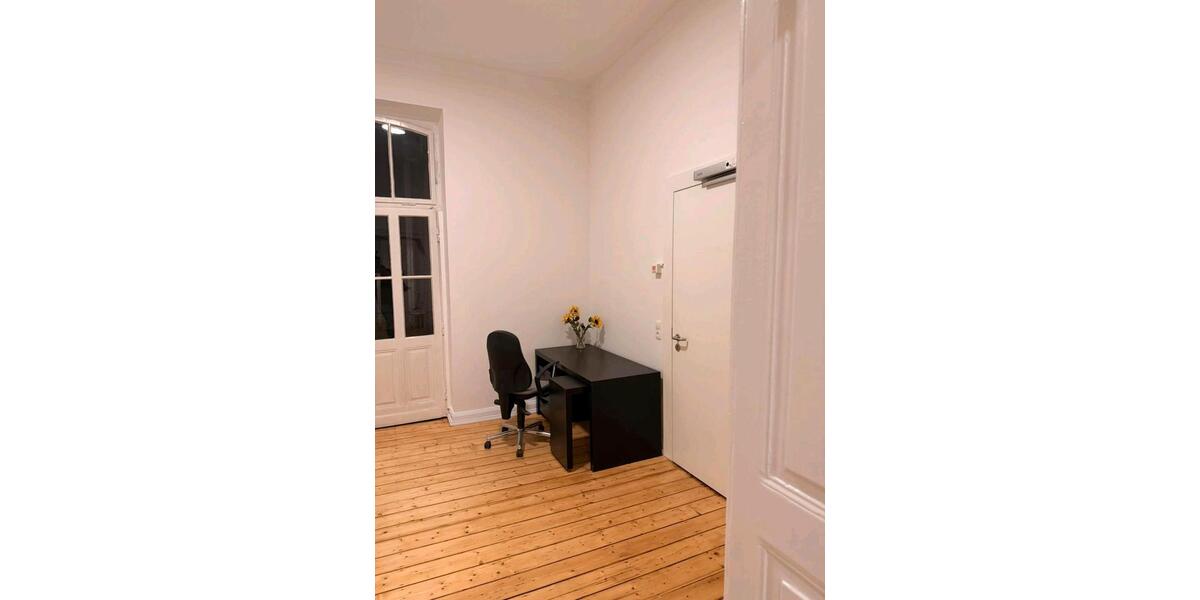 Etagenwohnung Bonn Poppelsdorf - 1 Zimmer, 20 m&sup2;, 658&euro; | Angebot:26045475