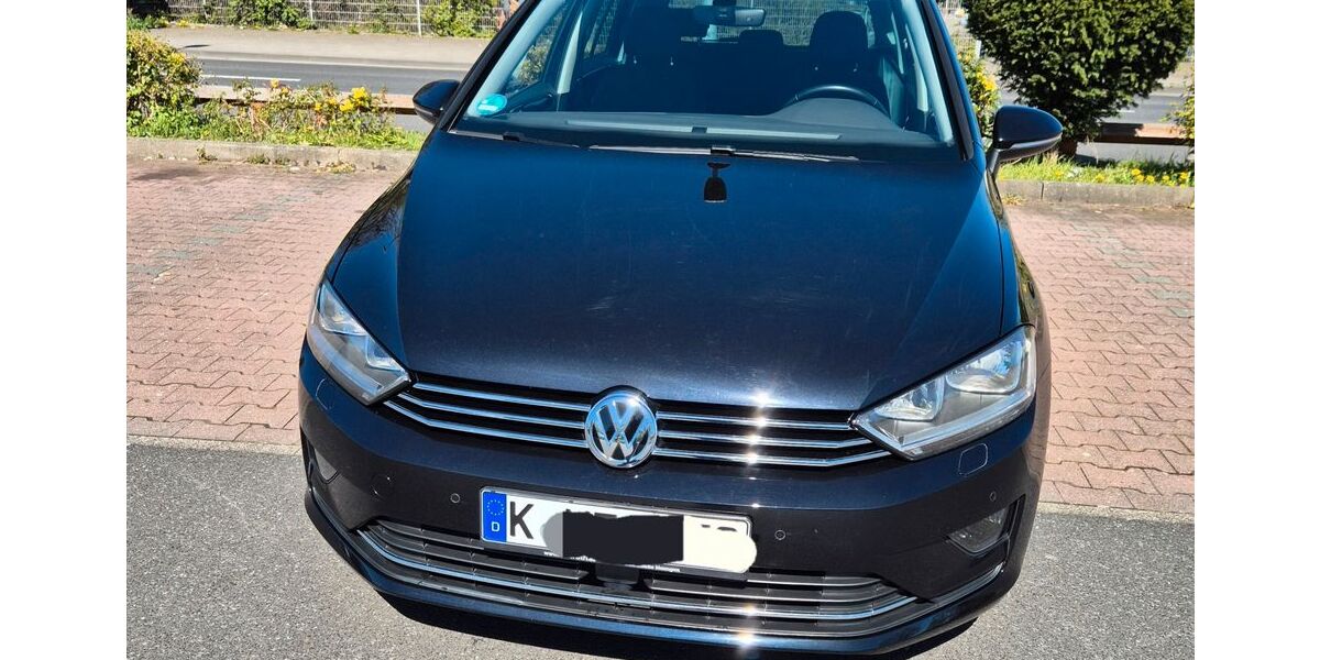 VW Golf Sportsvan 78.800 km 12.299 &euro; Köln 51103