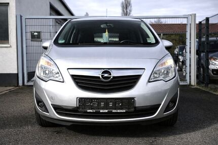 Opel Meriva 85.128 km 4.499 &euro; Leverkusen 51381