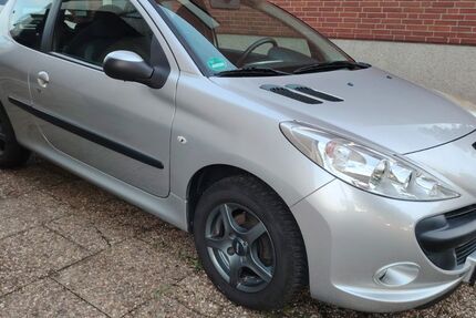 Peugeot 206 67.800 km 3.400 &euro; Düren 52353