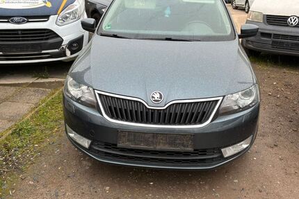 Skoda Rapid 206.000 km 3.200 &euro; Bonn 53227