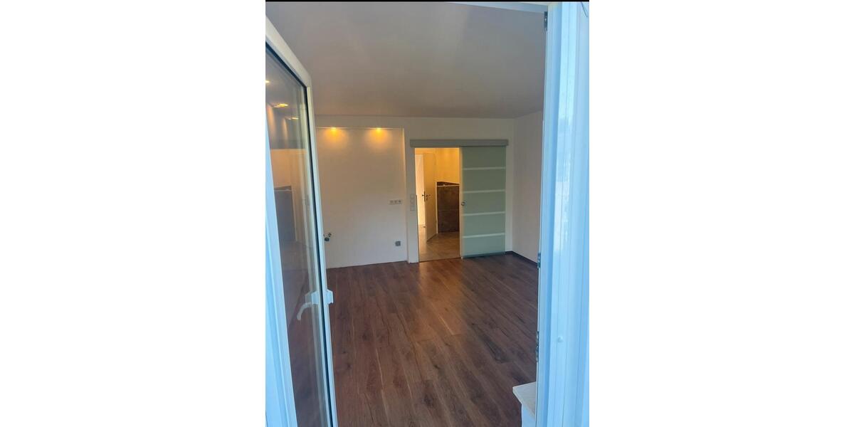 Etagenwohnung Köln Porz - 1 Zimmer, 28 m&sup2;, 890&euro; | Angebot:26048107