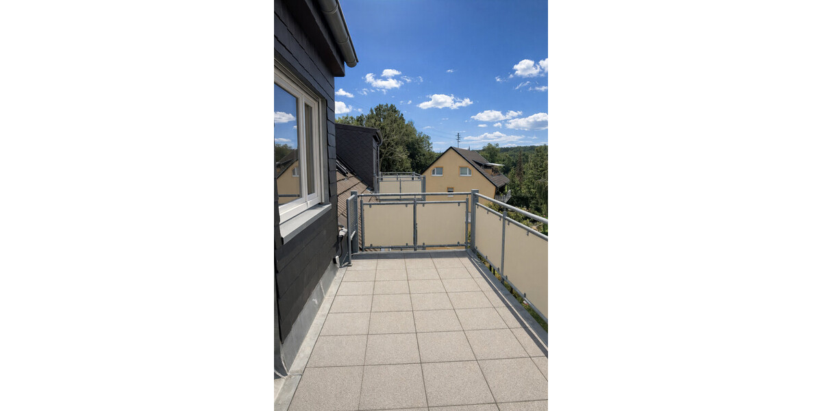 Wohlfühlwohnung mit Balkon und Einbauküche - Dachgeschoßwohnung Sankt Augustin | Angebot:26083185