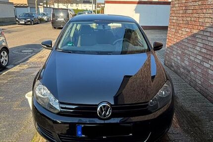 VW Golf 179.200 km 4.900 &euro; Köln 50767