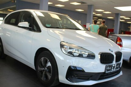 BMW 216 216i Active Tourer - Navi - SHZ - PDC - 1.HAND 61.830 km 15.480 &euro; Euskirchen 53881