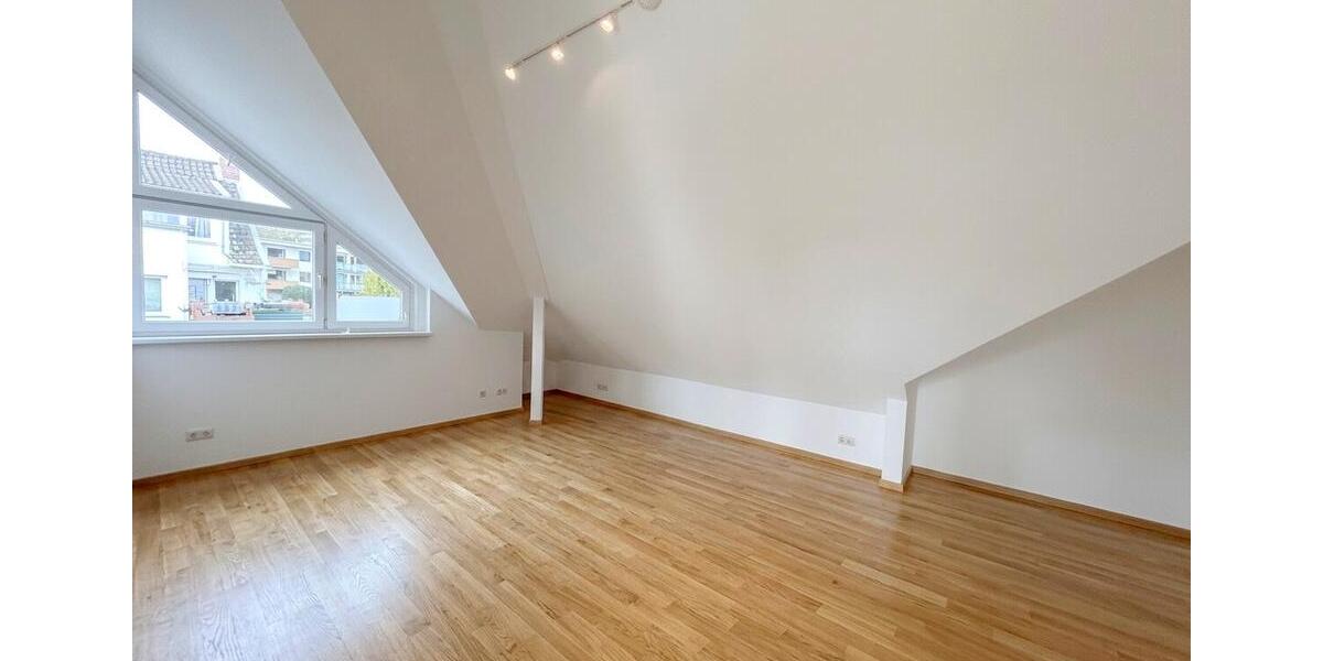 Etagenwohnung Bonn Bad Godesberg - 3 Zimmer, 100 m&sup2;, 1.249&euro; | Angebot:26678944