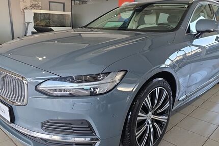 Volvo V90 84.127 km 32.850 &euro; Bergheim 50126