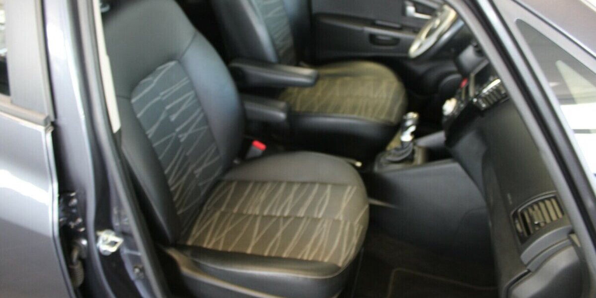 Kia Venga 1.6 CVVT Edition 7 - Panorama - 42.466 km 8.980 &euro; Euskirchen 53881