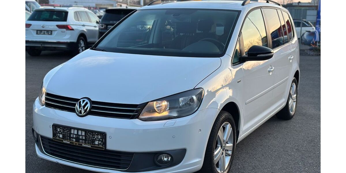 VW Touran 117.000 km 12.290 &euro; Rheinbach 53359