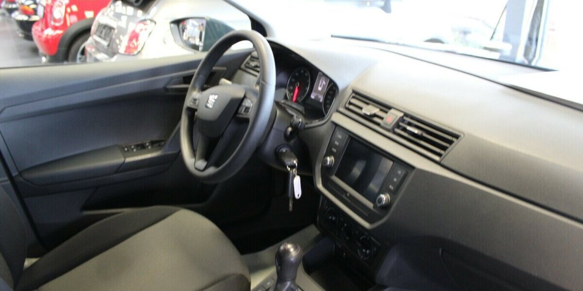 Seat Arona 1.0 TSI Reference 74.670 km 11.980 &euro; Euskirchen 53881