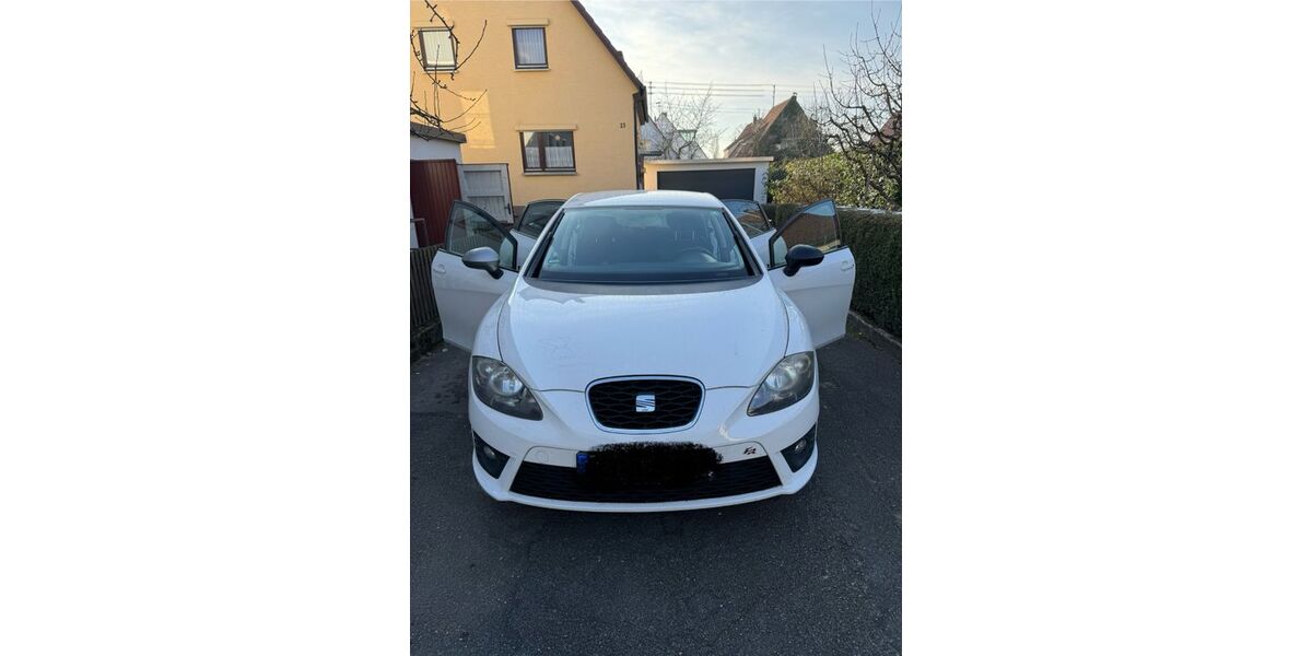 Seat Leon 162.000 km 5.699 &euro; Köln 51147