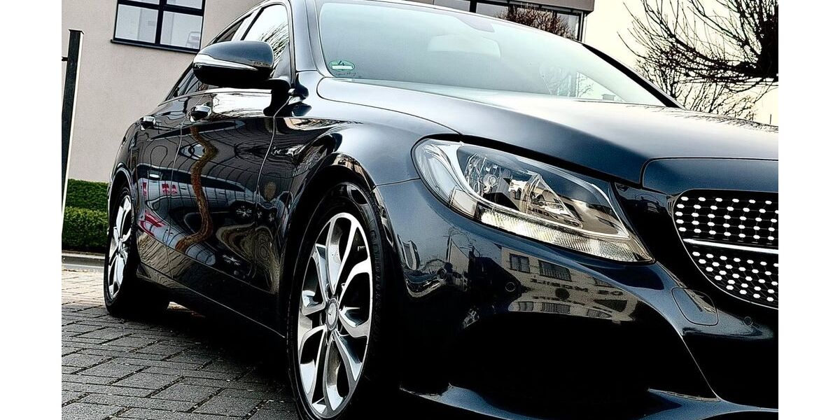 Mercedes-Benz C 220 230.000 km 14.600 &euro; Wesseling 50389