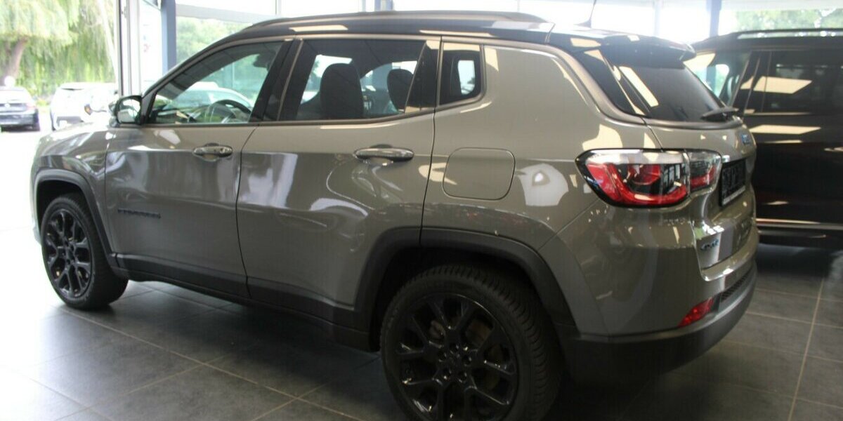 Jeep Compass 1.3 Plug-In Hybrid 4xe S 70.133 km 21.480 &euro; Euskirchen 53881