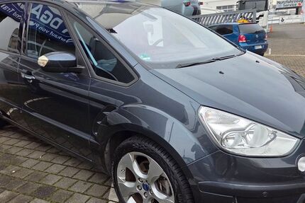 Ford S-Max 92.000 km 7.450 &euro; Pulheim 50259