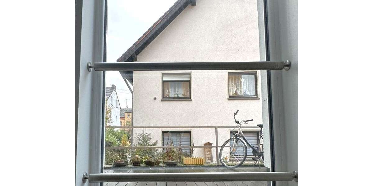 Einfamilienhaus Bonn Hardtberg - 15 Zimmer, 330 m&sup2;, 1.090.000&euro; | Angebot:26097615