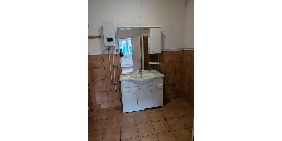 Etagenwohnung Bergheim - 2 Zimmer, 80 m&sup2;, 930&euro; | Angebot:25975016