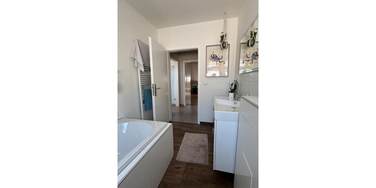 Dachgeschoßwohnung Düren Mariaweiler-Hoven - 3 Zimmer, 71 m&sup2;, 197.000&euro; | Angebot:27114755