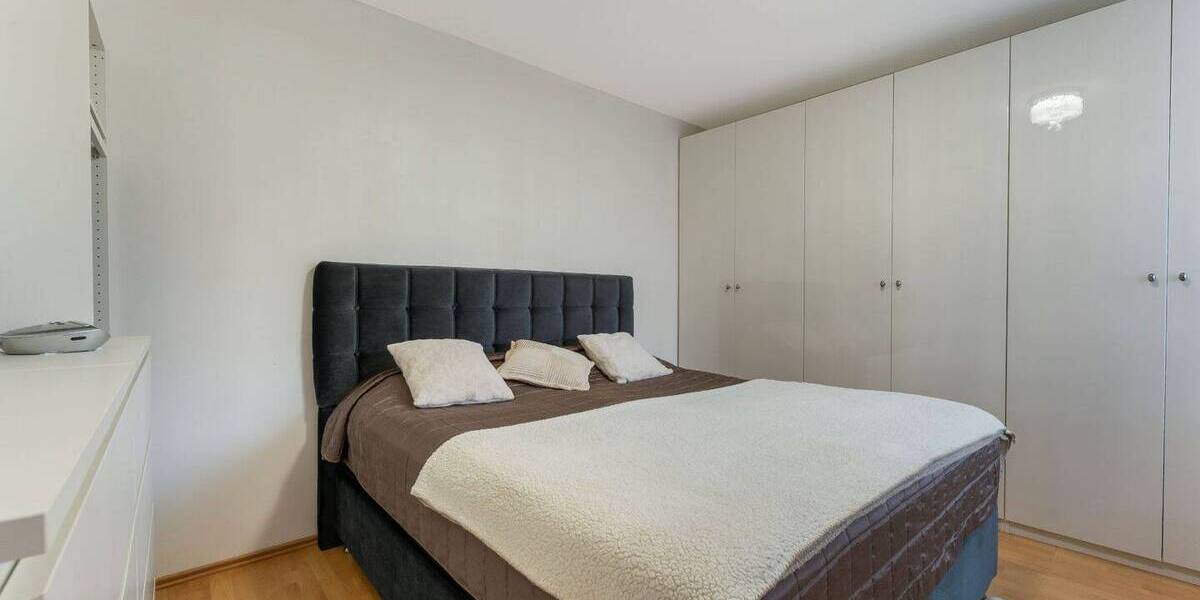 Etagenwohnung Bergheim Ahe - 4 Zimmer, 100 m&sup2;, 120.000&euro; | Angebot:26117669