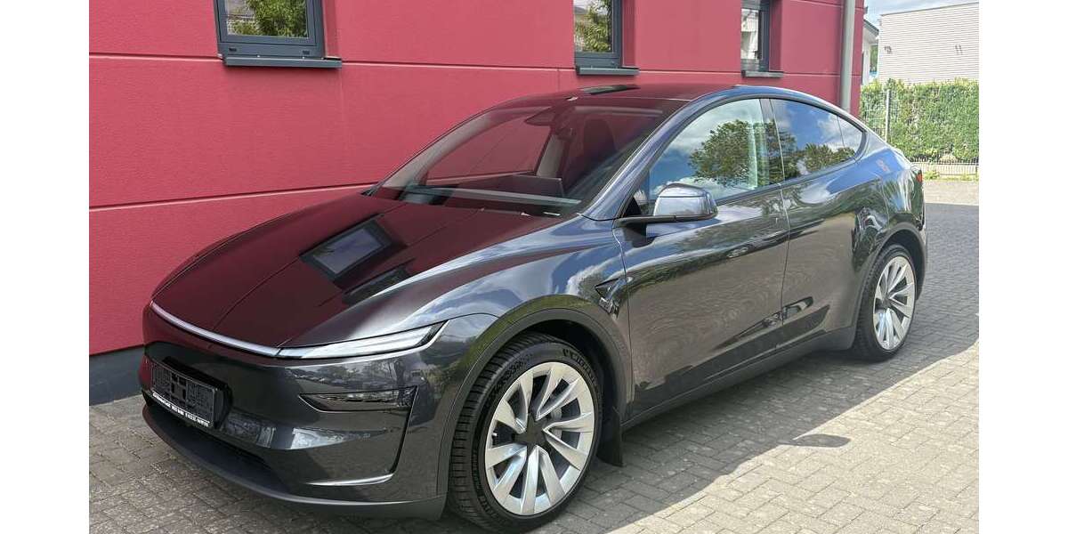 Tesla Model Y 8.050 km 56.600 &euro; Brühl 50321