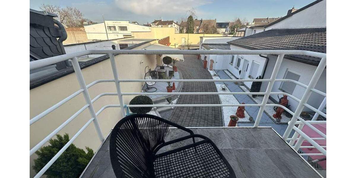 Einfamilienhaus Düren Birkesdorf - 7 Zimmer, 203 m&sup2;, 680.000&euro; | Angebot:25692151