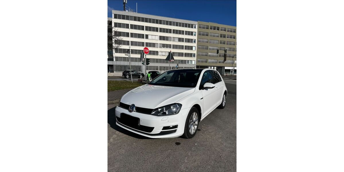 VW Golf 134.000 km 11.000 &euro; Köln 50676
