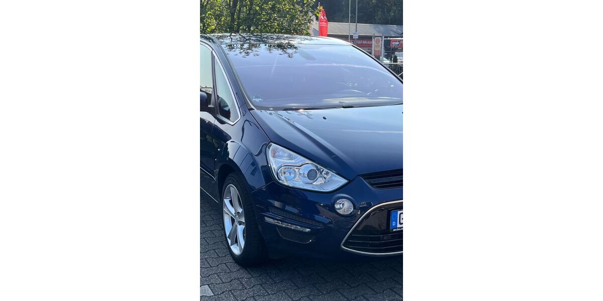 Ford S-Max 152.500 km 5.699 &euro; Köln 51149