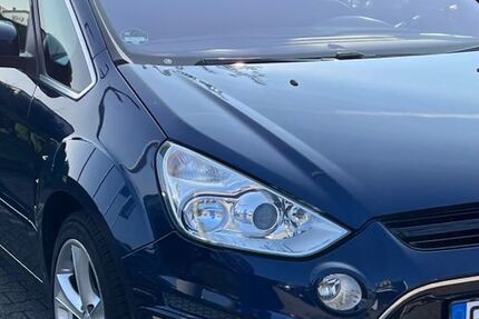 Ford S-Max 152.500 km 7.985 &euro; Köln 51149