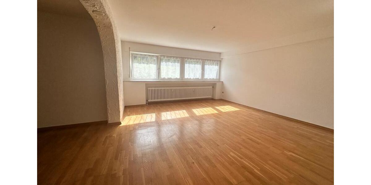 Etagenwohnung Köln Heimersdorf - 2 Zimmer, 60 m&sup2;, 900&euro; | Angebot:26040067