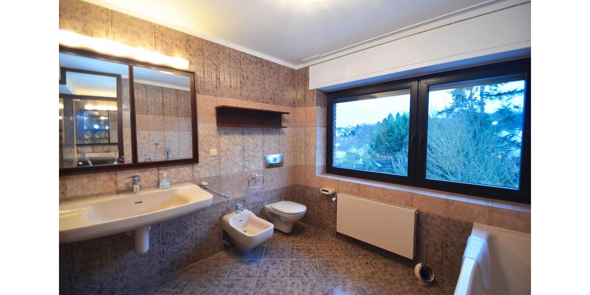 Maisonettenwohnung Brühl - 3 Zimmer, 100 m&sup2;, 995&euro; | Angebot:25265394