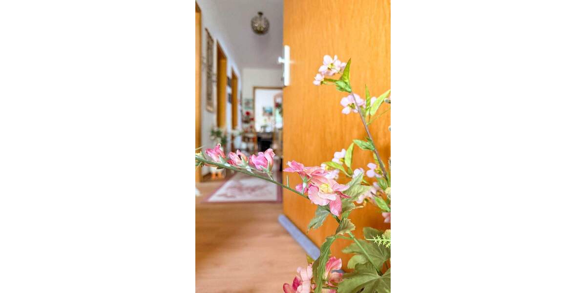 Mehrfamilienhaus, Wohnhaus Lohmar - 9 Zimmer, 223 m&sup2;, 680.000&euro; | Angebot:25706571