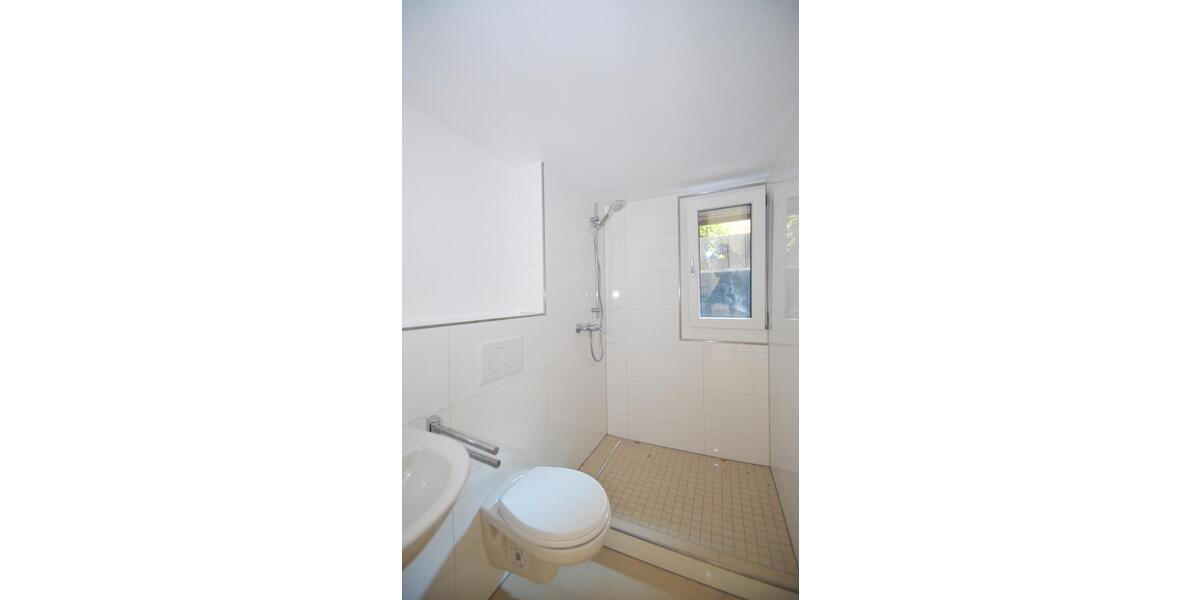 Etagenwohnung Bornheim - 1 Zimmer, 26 m&sup2;, 320&euro; | Angebot:25362196