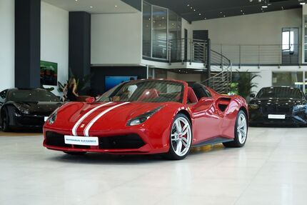 Ferrari 488 Spider 11.665 km 256.980 &euro; Köln 51147