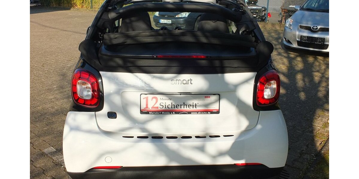 Smart ForTwo electric drive EQ PASSION KLIMAAUTOM SITZHE 35.255 km 10.804 &euro; Köln 50858