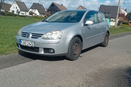 VW Golf 198.000 km 1.290 &euro; Köln 51109