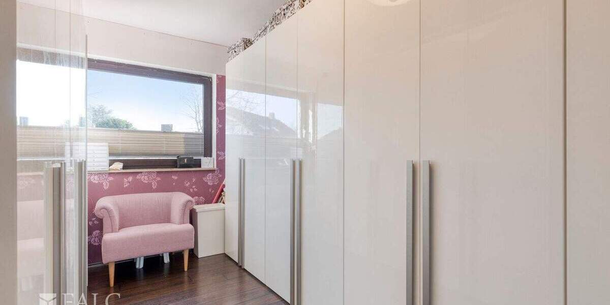 Mehrfamilienhaus, Wohnhaus Pulheim - 7 Zimmer, 227 m&sup2;, 1.199.000&euro; | Angebot:25820748