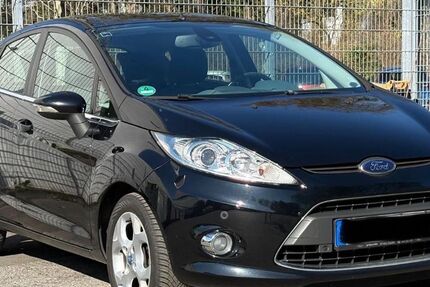 Ford Fiesta 146.400 km 5.980 &euro; Köln 50969