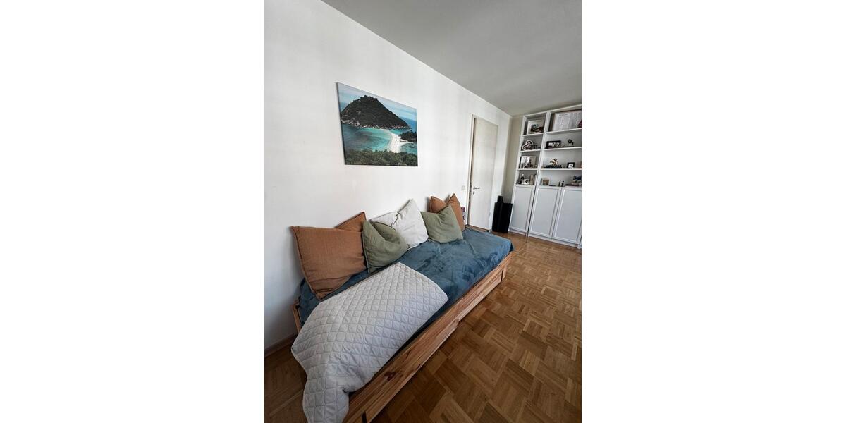 Etagenwohnung Köln Lindenthal - 3 Zimmer, 86 m&sup2;, 1.800&euro; | Angebot:25991583