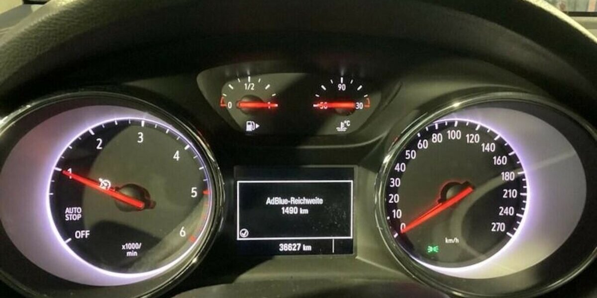 Opel Astra Klima Navi Temp CarPlay GARANTIE 37.000 km 37.000 km 14.900 &euro; Erftstadt 50374