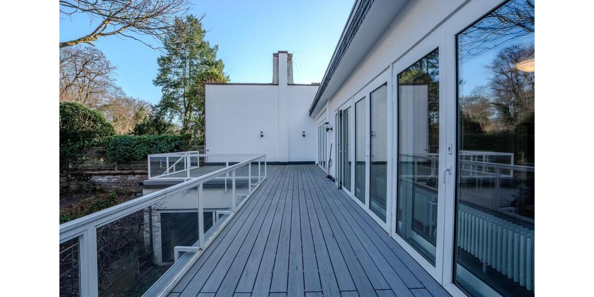 Etagenwohnung Siegburg - 4 Zimmer, 160 m&sup2;, 2.000&euro; | Angebot:25807109