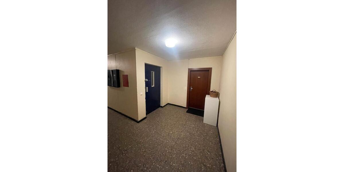 Etagenwohnung Köln Porz - 3 Zimmer, 79 m&sup2;, 240.000&euro; | Angebot:25642572