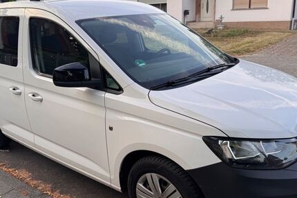 VW Caddy 189.200 km 12.950 &euro; Troisdorf 53840