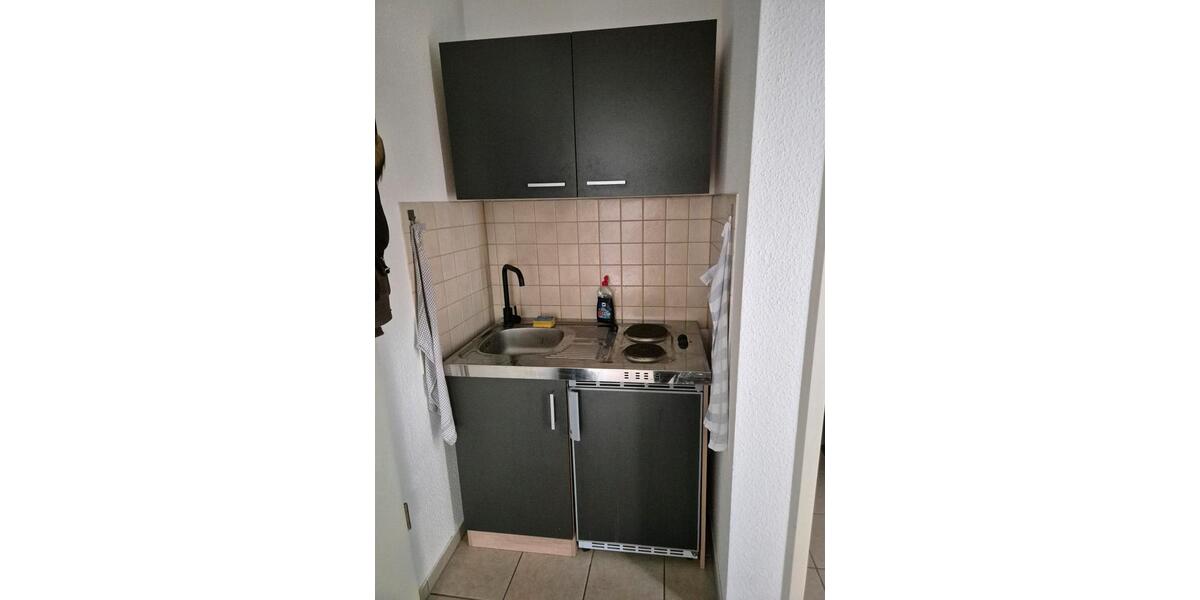 Etagenwohnung Bonn - 2 Zimmer, 35 m&sup2;, 561&euro; | Angebot:26041013