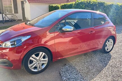 Peugeot 208 112.500 km 5.500 &euro; Bergheim 50127