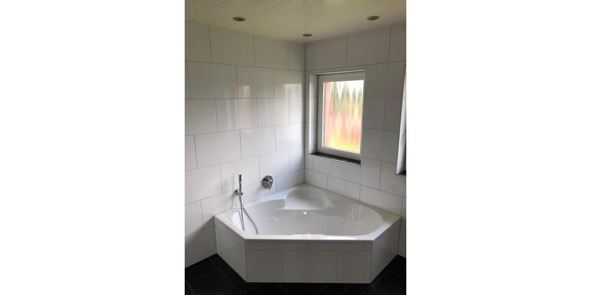 Dachgeschoßwohnung Zülpich - 4 Zimmer, 109 m&sup2;, 870&euro; | Angebot:24551573