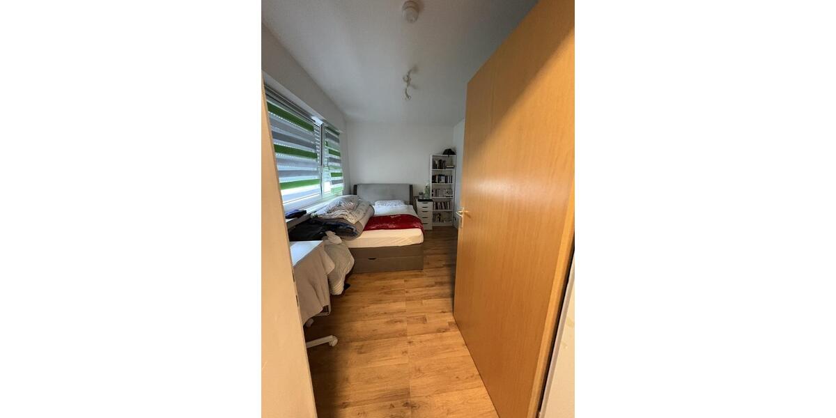 Erdgeschoßwohnung Niederkassel - 3.5 Zimmer, 70 m&sup2;, 763&euro; | Angebot:26656394