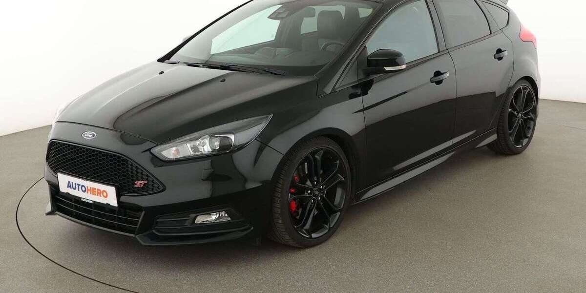 Ford Focus 107.821 km 13.990 &euro; Köln 50739