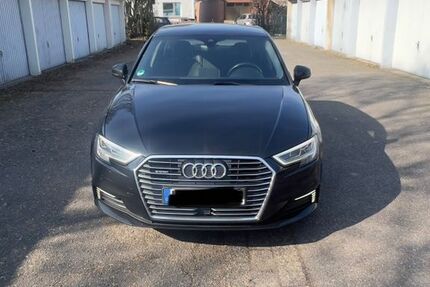 Audi A3 171.000 km 11.900 &euro; Leverkusen 51371